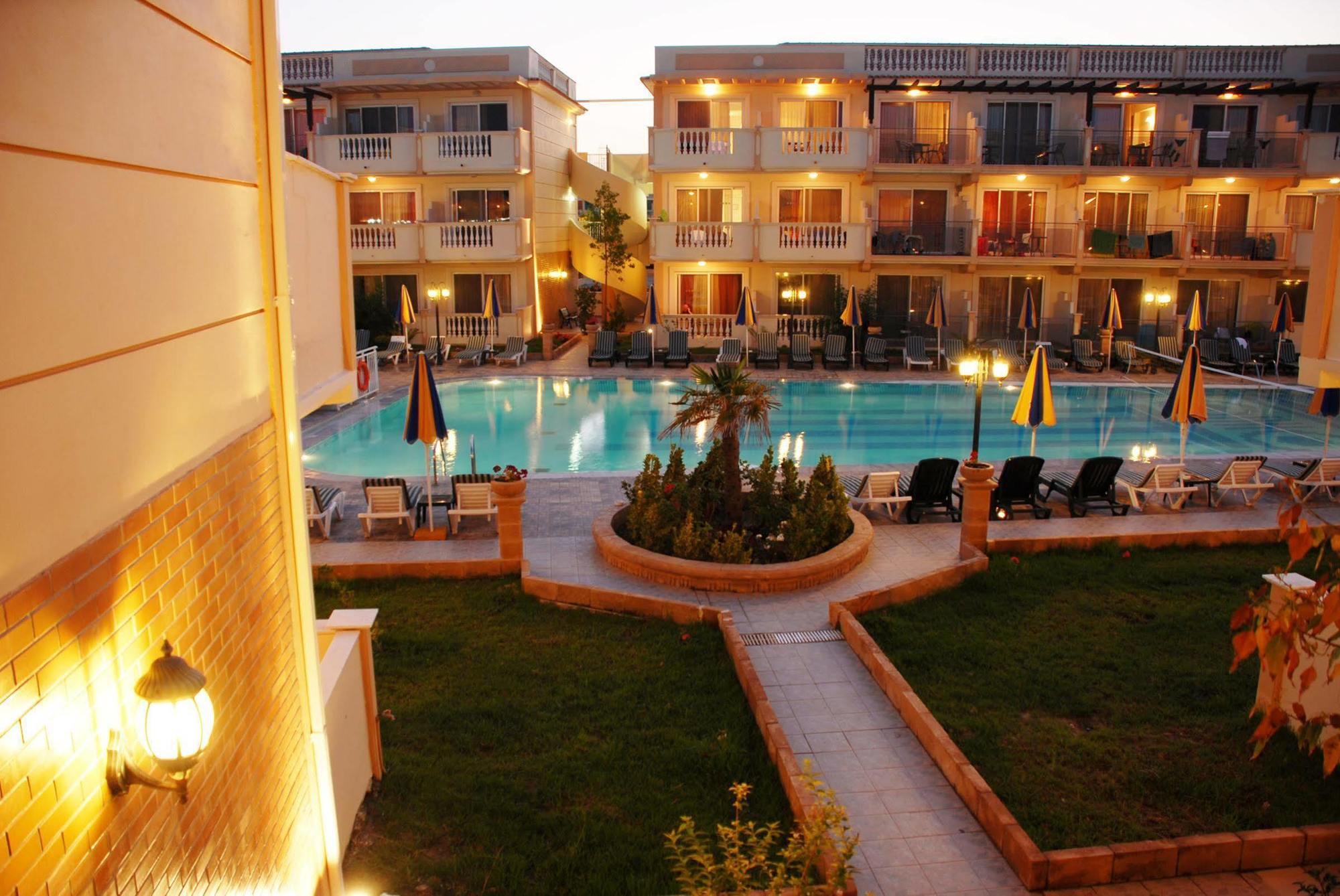 Zante Maris Hotel & Spa Adults Only チィリヴィ エクステリア 写真